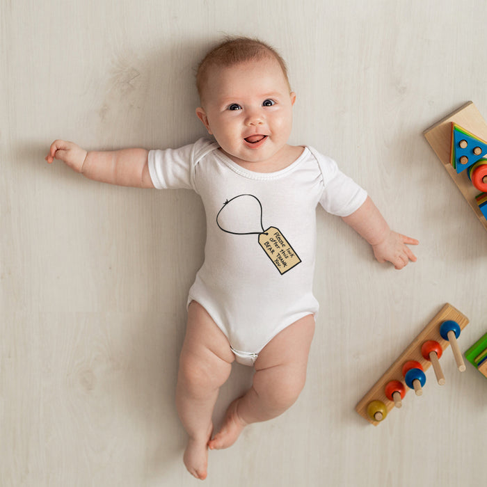 Classic Paddington Short Sleeve Baby Bodysuit (Luggage Tag)
